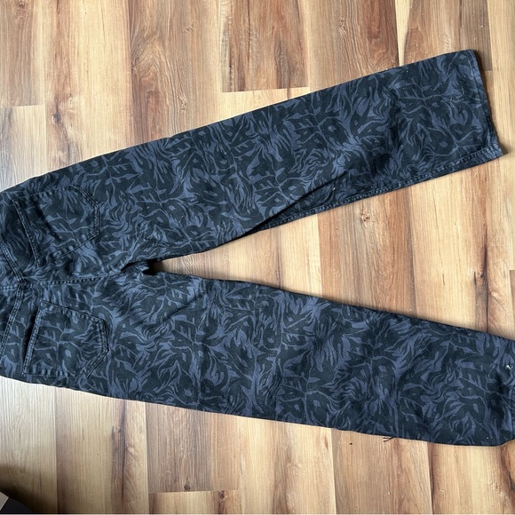 💗black and gray straight leg pants - Picture 6 of 6